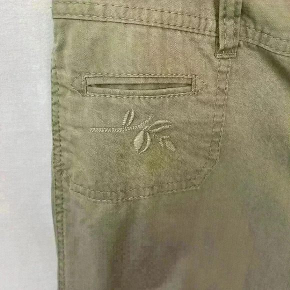 Eddie Bauer Womens Size 6 Tan Khaki Capri Wide Leg Pants Embroidered Accents - Picture 3 of 16